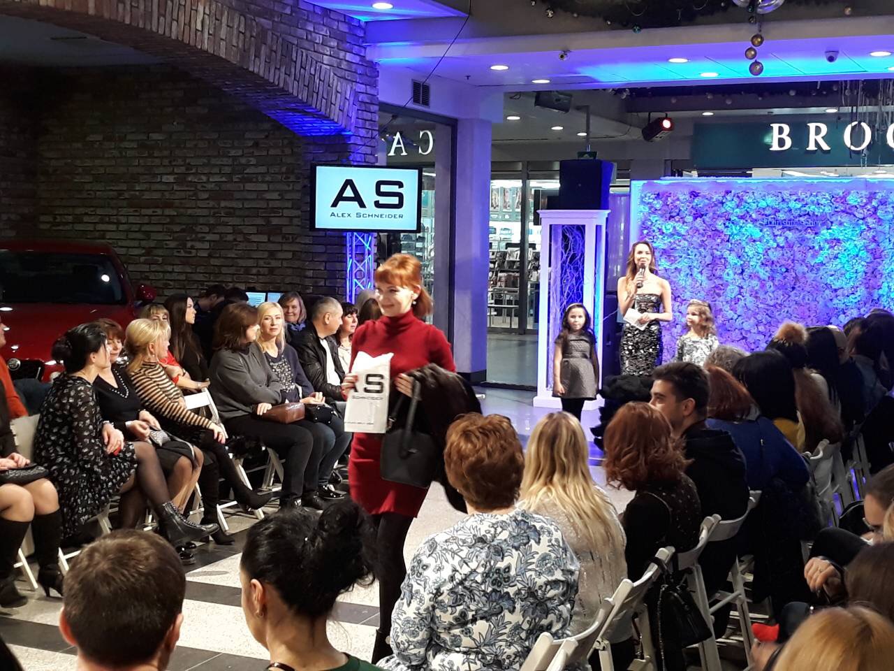 AS Alex Schneider partner Dnipro Fashion Show "Christmas show"